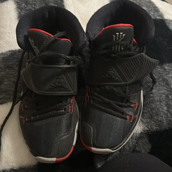 Kyries Shoes Kyrie Irving Basketball Shoes Poshmark